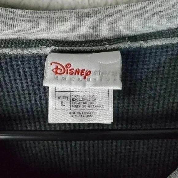 Disney Store Exclusive Gray Thermal Long Sleeve - Picture 4 of 6